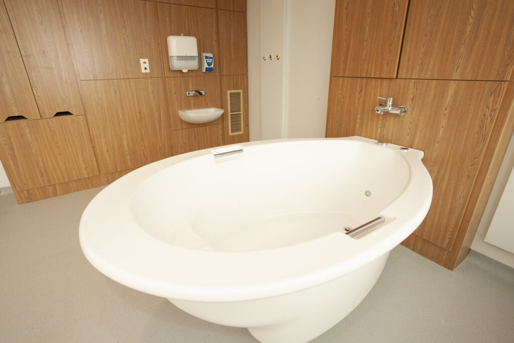 Birthing pool at Doncaster Royal Infirmary - Doncaster and Bassetlaw  Teaching Hospitals